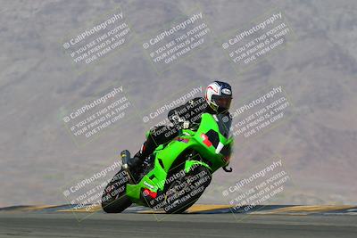 media/Apr-10-2022-SoCal Trackdays (Sun) [[f104b12566]]/Turn 9 (130pm)/